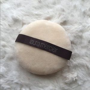 Laura Mercier Velour Puff